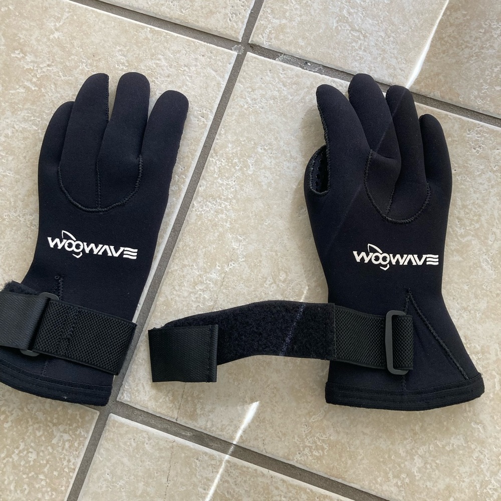 Wet suit gloves for those cold water activities